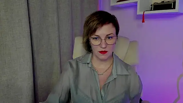 Snapshot of feliziaDesire chatting on 05-19-26, 12:45 feliziaDesire online show from 05-19-26, 12:45