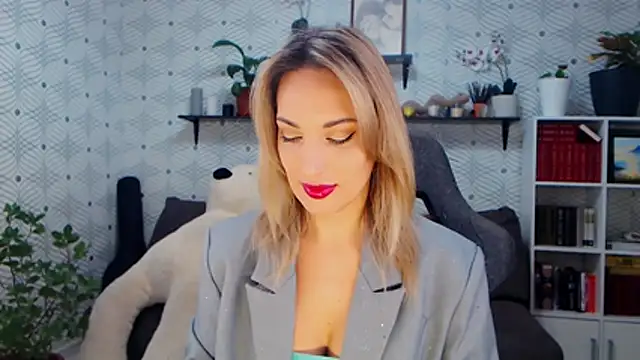 MillaXQueen online show from 02-04-26, 03:29