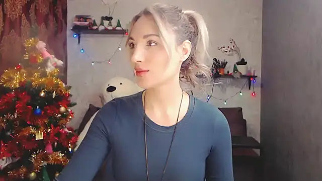MillaXQueen online show from 01-06-25, 05:41