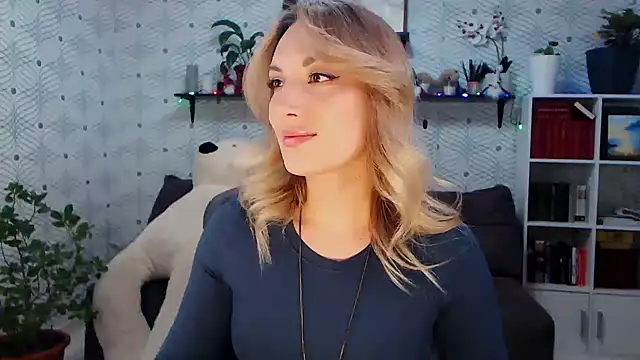 MillaXQueen online show from 01-18-26, 03:26