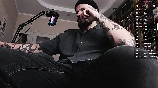 Snapshot of FindomJason chatting on 10-02-25, 09:34 FindomJason online show from 10-02-25, 09:34