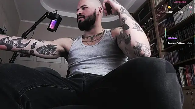 Snapshot of FindomJason chatting on 09-24-25, 01:39 FindomJason online show from 09-24-25, 01:39