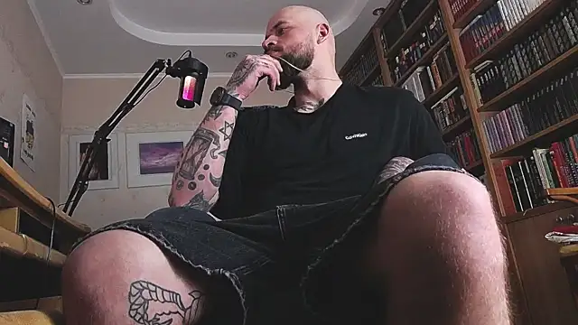 Snapshot of FindomJason chatting on 06-04-26, 10:53 FindomJason online show from 06-04-26, 10:53