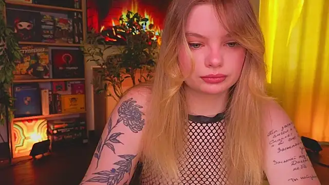Hottie Jane online show from 10-18-25, 09:22