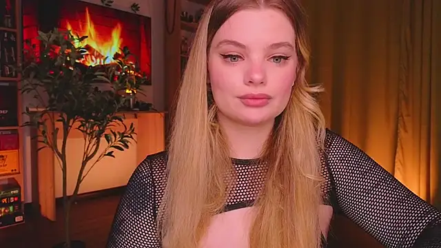 Hottie Jane online show from 10-05-25, 07:15