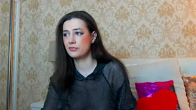 Snapshot of JuliaHunts chatting on 08-01-26, 12:58 JuliaHunts online show from 08-01-26, 12:58