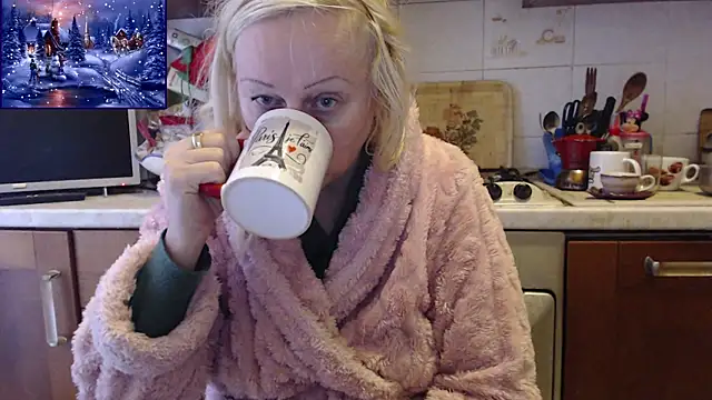 Snapshot of martachatte chatting on 01-06-26, 07:34 martachatte online show from 01-06-26, 07:34