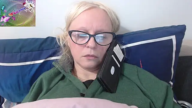 martachatte online show from 10-18-25, 07:10