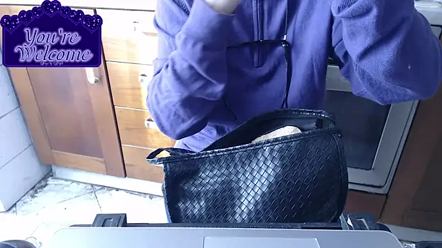 Snapshot of martachatte chatting on 01-11-26, 11:28 martachatte online show from 01-11-26, 11:28