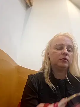 Snapshot of martachatte chatting on 04-17-26, 05:49 martachatte online show from 04-17-26, 05:49