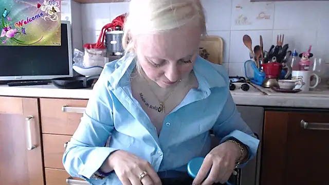martachatte online show from 10-06-25, 07:42