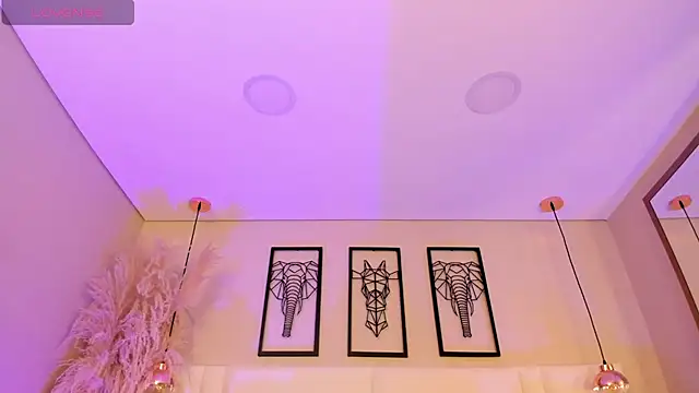 Rebeca jones online show from 10-30-25, 12:03