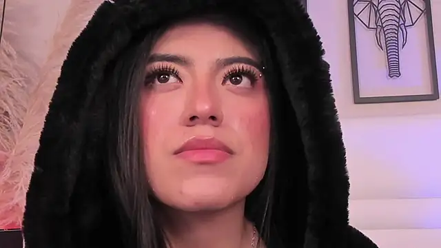 Rebeca jones online show from 12-05-25, 12:26