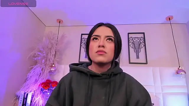 Rebeca jones online show from 11-18-25, 12:19