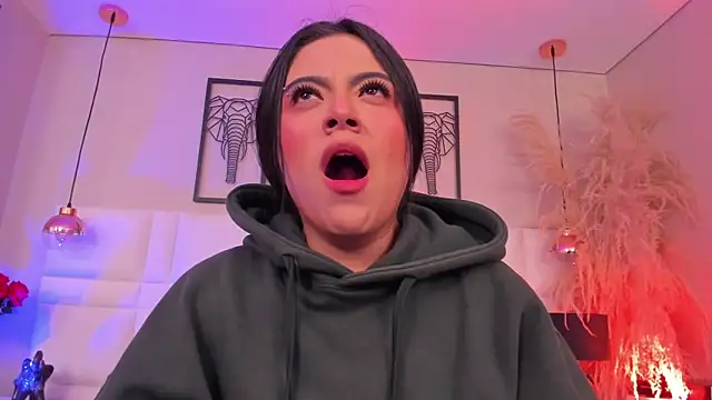 Rebeca jones online show from 12-02-25, 12:18