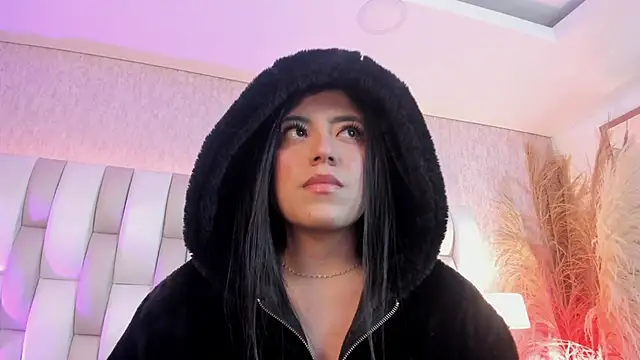 Rebeca jones online show from 02-25-26, 12:05