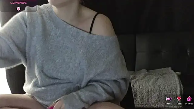 Snapshot of Mia_G0ld chatting on 03-02-26, 02:13 Mia G0ld online show from 03-02-26, 02:13