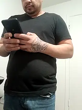 hungpenis210 online show from 03-01-26, 04:18