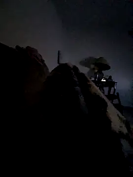 Snapshot of hungpenis210 chatting on 09-20-25, 03:44 hungpenis210 online show from 09-20-25, 03:44