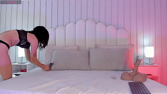 Ashleyy piink online show from 01-16-26, 04:33