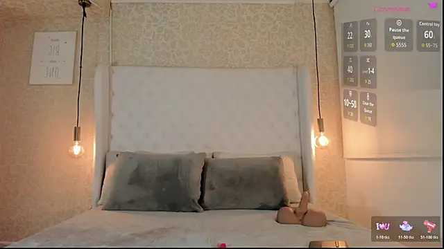 Snapshot of Ashleyy_piink chatting on 04-30-26, 08:57 Ashleyy piink online show from 04-30-26, 08:57
