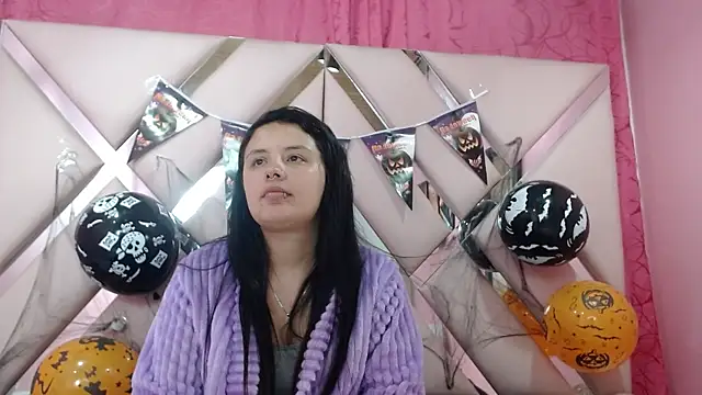 nathaly low1 online show from 10-15-25, 02:32