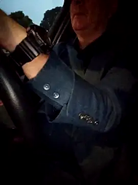 stiffandlubedxh online show from 03-18-26, 08:10