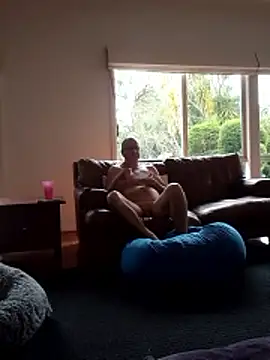 stiffandlubedxh online show from 01-09-26, 09:00