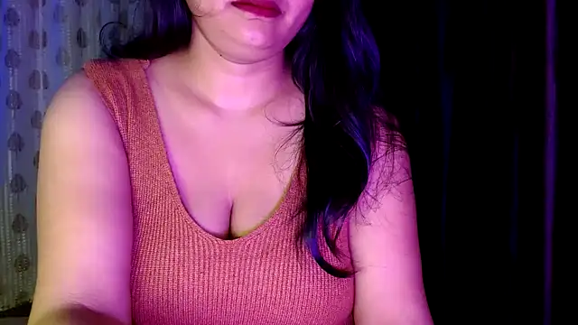 janifer001 online show from 01-11-26, 12:39