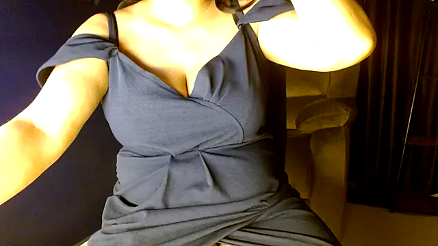 Snapshot of janifer001 chatting on 03-20-26, 12:22 janifer001 online show from 03-20-26, 12:22