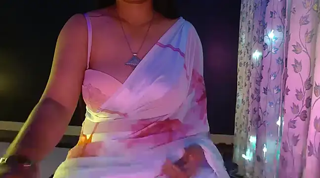 janifer001 online show from 12-17-24, 01:18