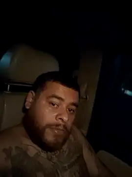 Martinez7233 online show from 12-04-25, 09:52