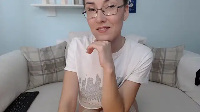 Snapshot of Sofi_so chatting on 10-23-25, 07:40 Sofi so online show from 10-23-25, 07:40