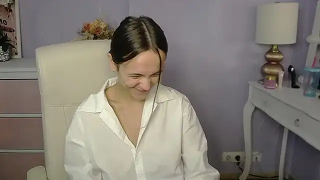 Snapshot of dirtyxEmily chatting on 02-21-26, 08:05 dirtyxEmily online show from 02-21-26, 08:05