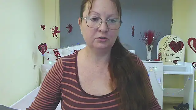 VanessaHotts online show from 02-13-26, 09:42