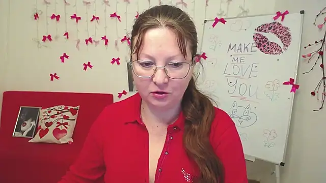 VanessaHotts online show from 02-18-26, 06:00