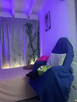 lonely shewolf online show from 06-03-26, 05:06