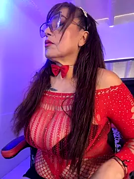 lonely shewolf online show from 11-15-25, 05:17