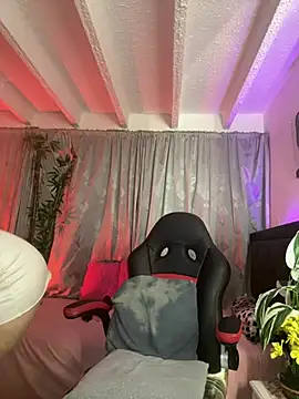 lonely shewolf online show from 03-28-26, 04:41