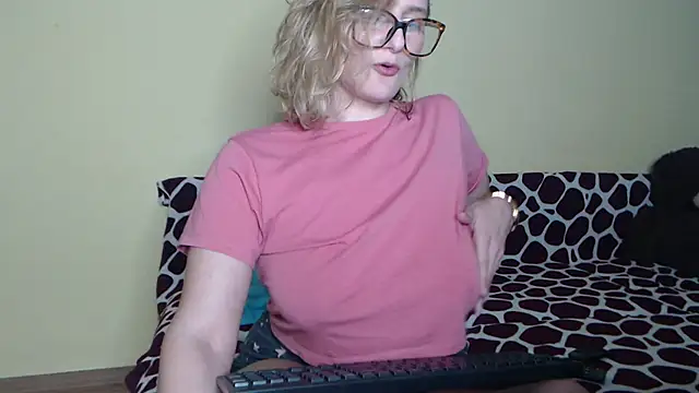 alicesweet21 online show from 02-02-25, 03:10