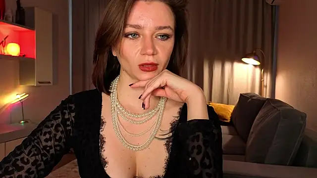 Snapshot of Shadow_Passion chatting on 05-14-26, 07:05 Shadow Passion online show from 05-14-26, 07:05