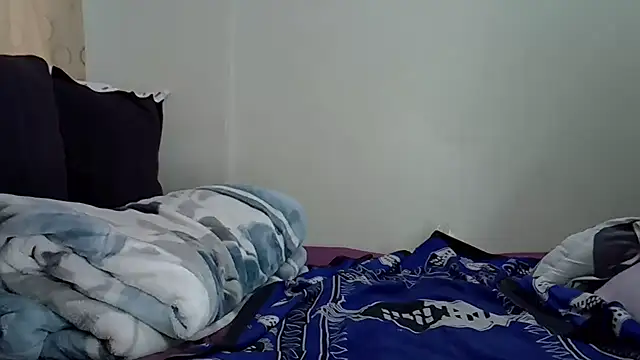 AddictiveAssCurves online show from 12-05-25, 04:05