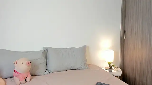 Snapshot of Kattycollinss1 chatting on 02-24-26, 02:23 Kattycollinss1 online show from 02-24-26, 02:23