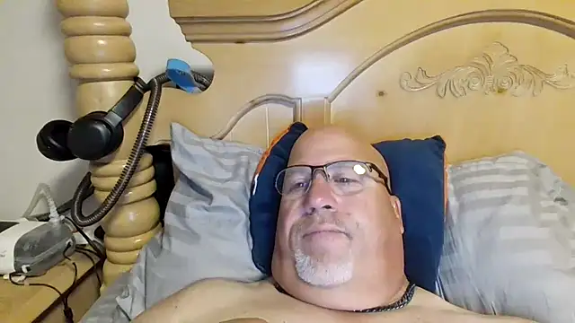 Bigbear0563 online show from 06-25-26, 03:39