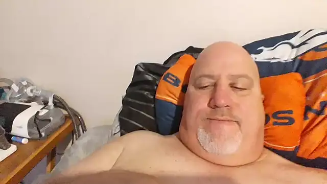 Snapshot of Bigbear0563 chatting on 02-16-25, 12:19 Bigbear0563 online show from 02-16-25, 12:19