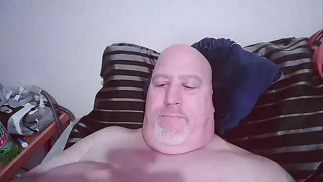 Snapshot of Bigbear0563 chatting on 01-18-25, 09:02 Bigbear0563 online show from 01-18-25, 09:02