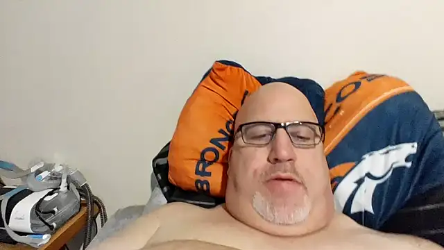 Snapshot of Bigbear0563 chatting on 01-14-25, 08:26 Bigbear0563 online show from 01-14-25, 08:26