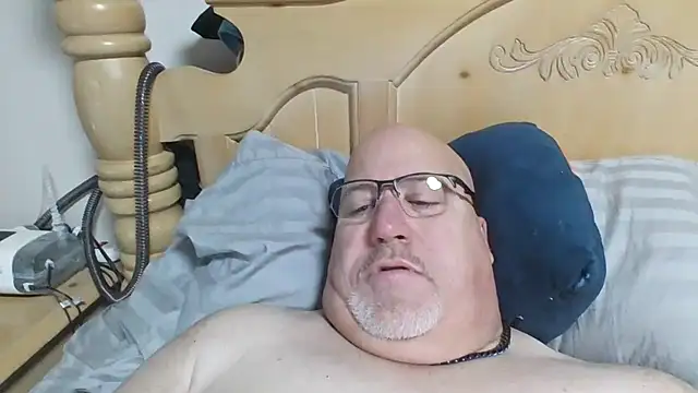 Snapshot of Bigbear0563 chatting on 01-06-26, 03:49 Bigbear0563 online show from 01-06-26, 03:49