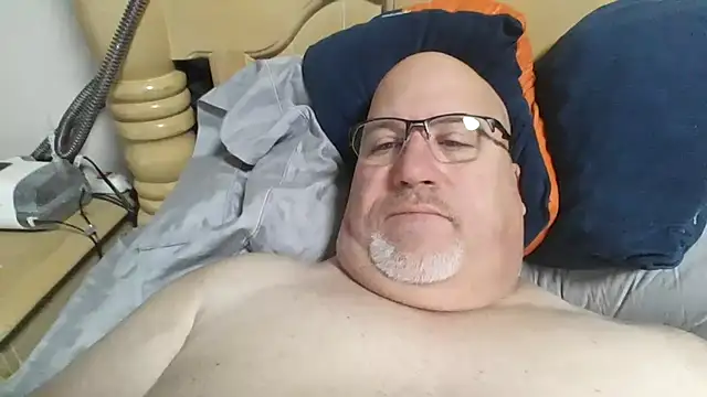 Snapshot of Bigbear0563 chatting on 02-02-26, 03:55 Bigbear0563 online show from 02-02-26, 03:55