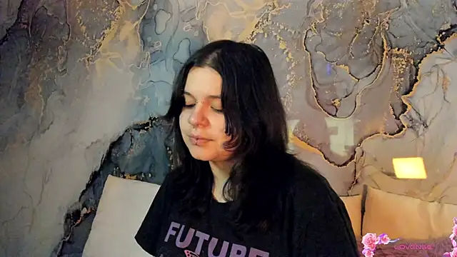 Mey moon online show from 11-24-25, 10:43